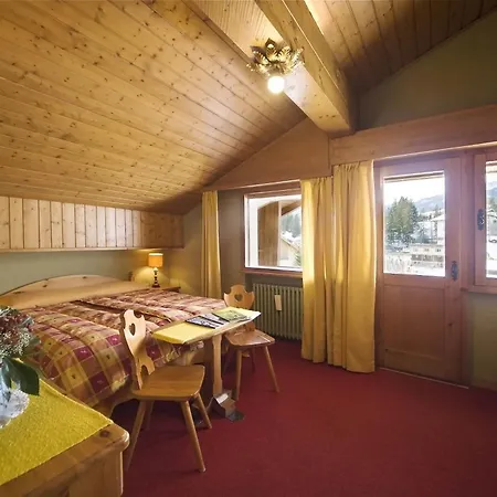 ホテル ポンテチザ 3*