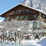 Hotel Pontechiesa 3*
