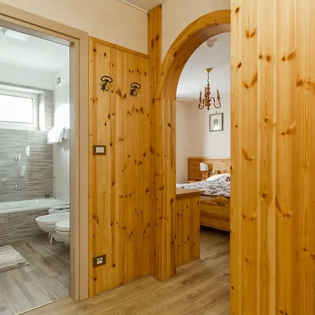 Hotell Hotel Pontechiesa 3*