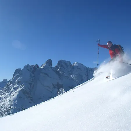 Hotel Pontechiesa 3* Cortina dʼAmpezzo
