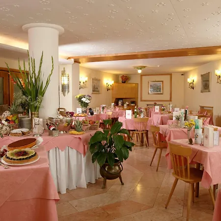 Hotel Pontechiesa Hotell Cortina dʼAmpezzo