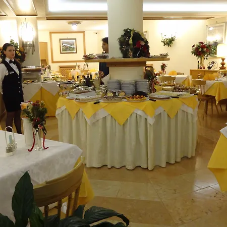 Hotel Pontechiesa 3*