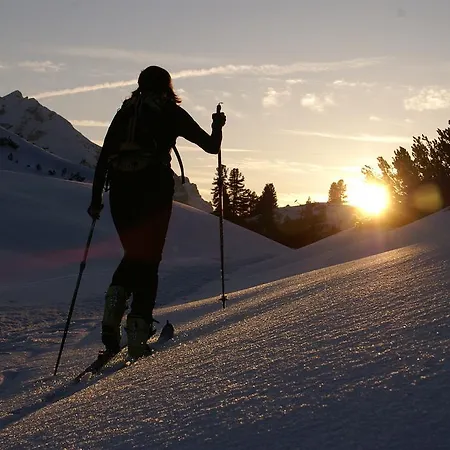 מלון Pontechiesa קורטינה ד'אמפזו