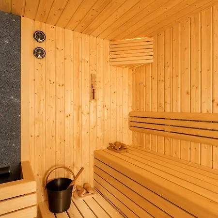 Hotel Pontechiesa Hotell 3*